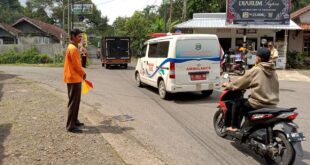 Pramuli Kwarran Somagede Amankan Jalur Alternatif Sokawera-Kemranjen dan Layani Para Pemudik